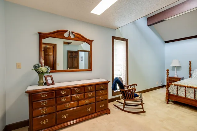 $1,800,000 | 8866 Highway 100, Nashville, TN 37221