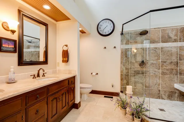 $1,800,000 | 8866 Highway 100, Nashville, TN 37221