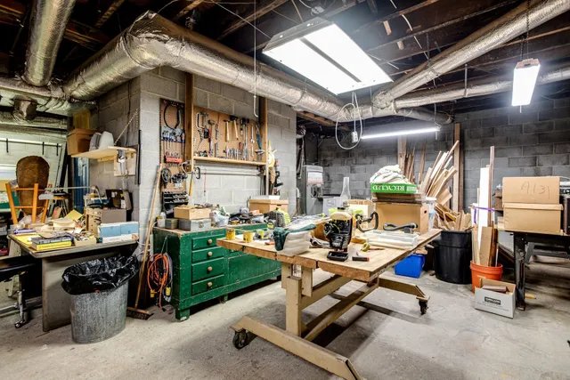 $1,800,000 | 8866 Highway 100, Nashville, TN 37221