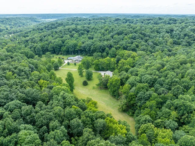 $1,800,000 | 8866 Highway 100, Nashville, TN 37221