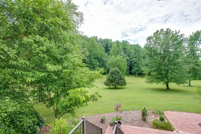 $1,800,000 | 8866 Highway 100, Nashville, TN 37221