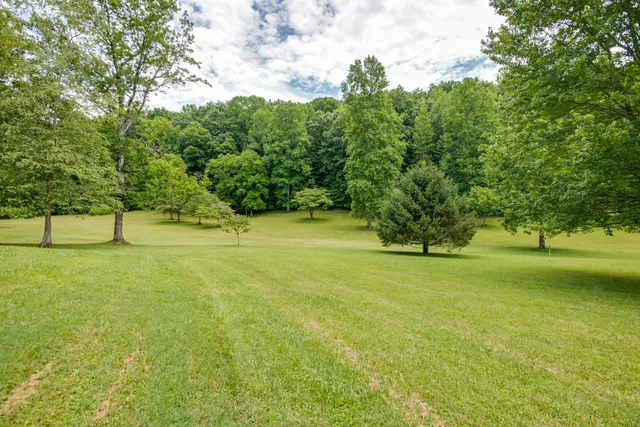 $1,800,000 | 8866 Highway 100, Nashville, TN 37221