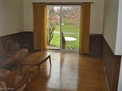2399 West Pleasant Valley Road Parma, OH 44134 - Photo 6 of 24 Family Room
