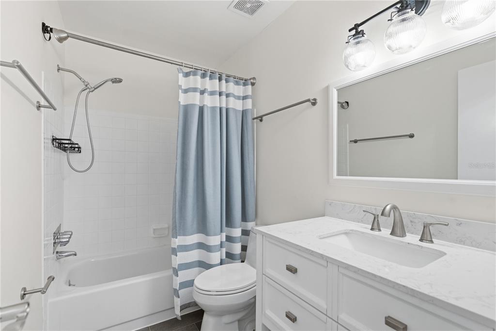 2060 Sunset Point Road, Unit 52 Clearwater, FL 33765 - Photo 21 of 33