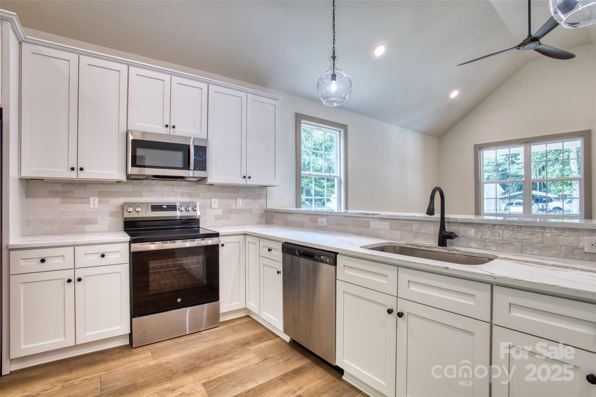950 Jackson Road Fort Lawn, SC 29714 - Photo 13 of 44 Gallery Image 13