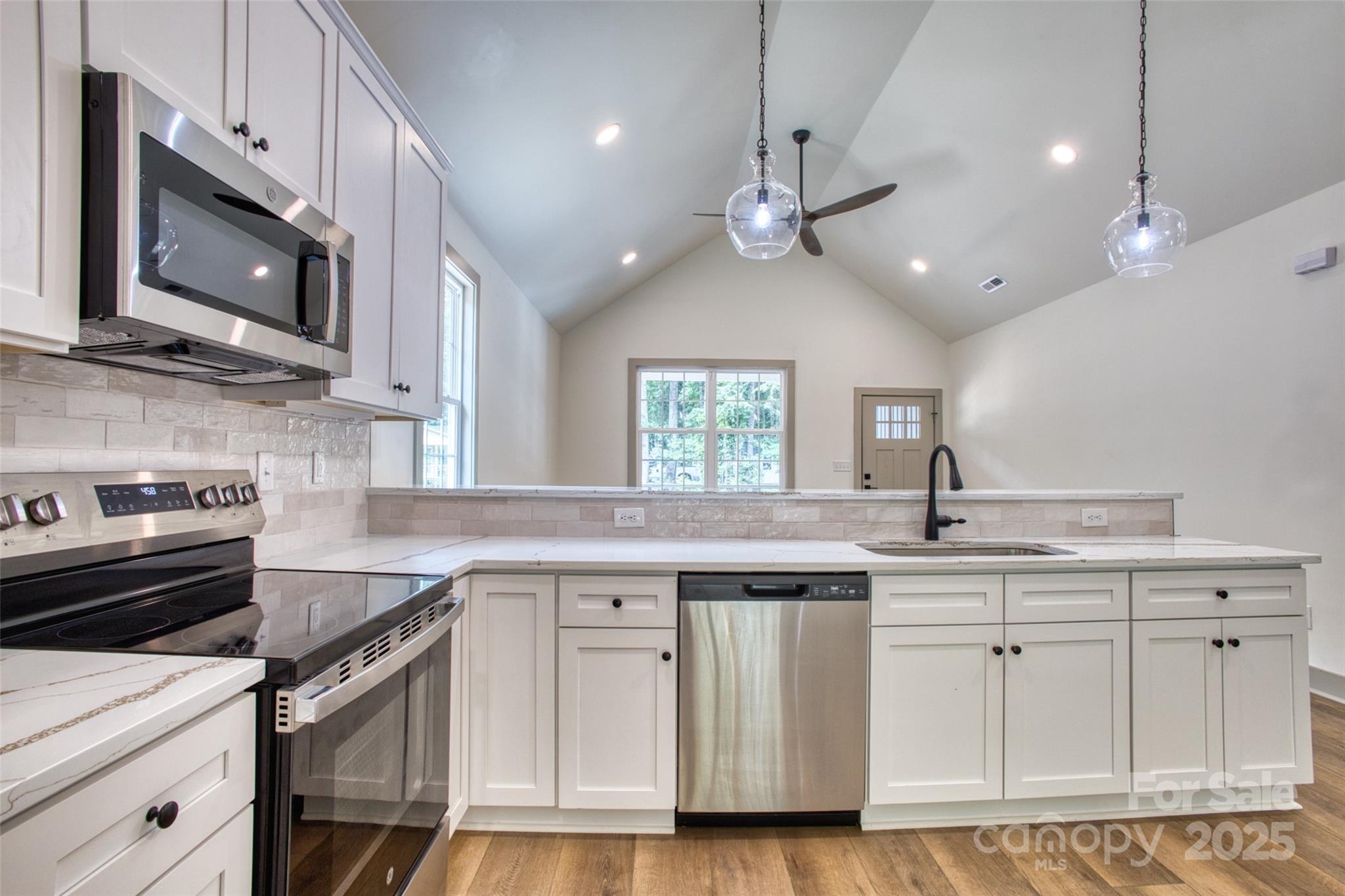 950 Jackson Road Fort Lawn, SC 29714 - Photo 14 of 44 Gallery Image 14