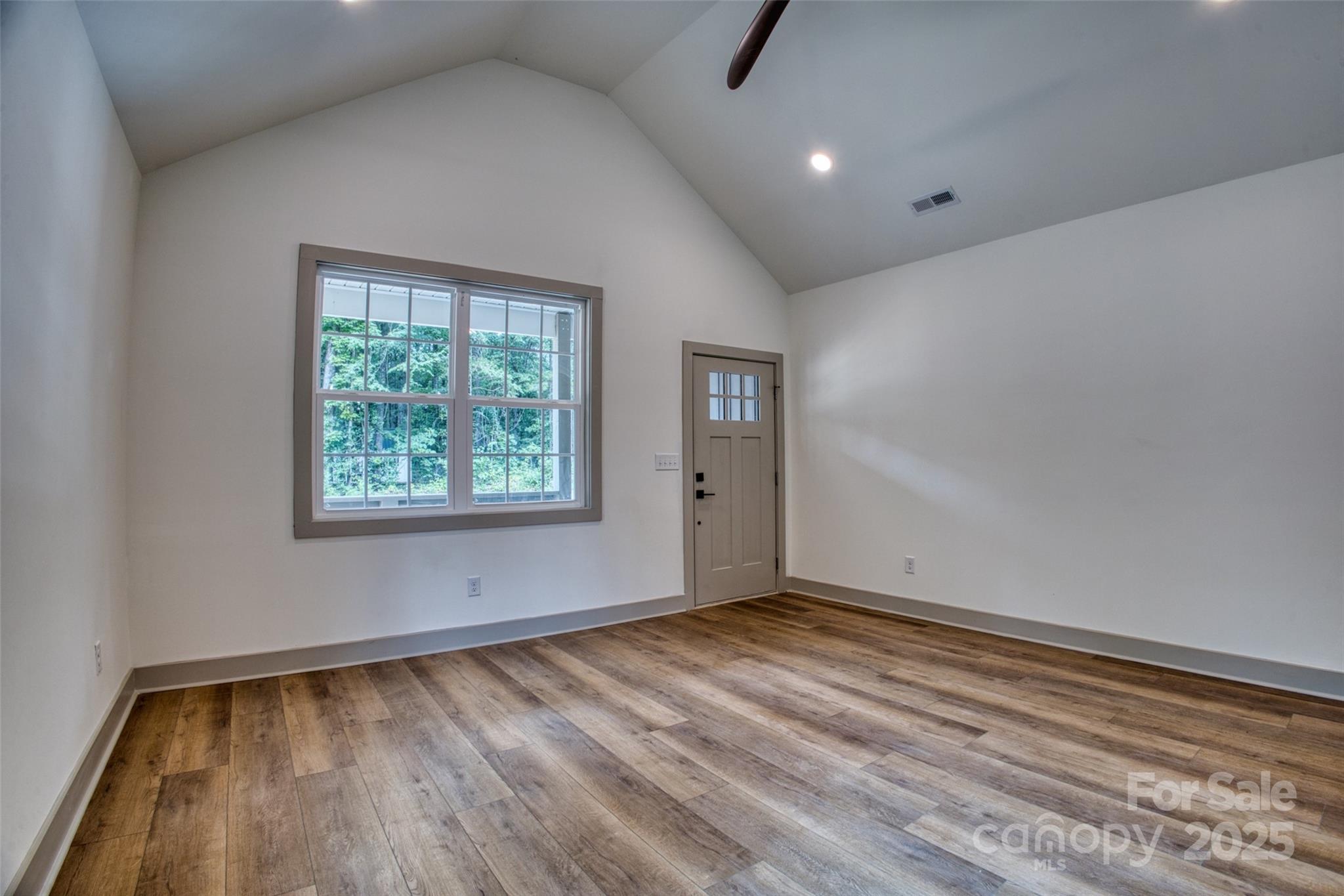 950 Jackson Road Fort Lawn, SC 29714 - Photo 10 of 44 Gallery Image 10