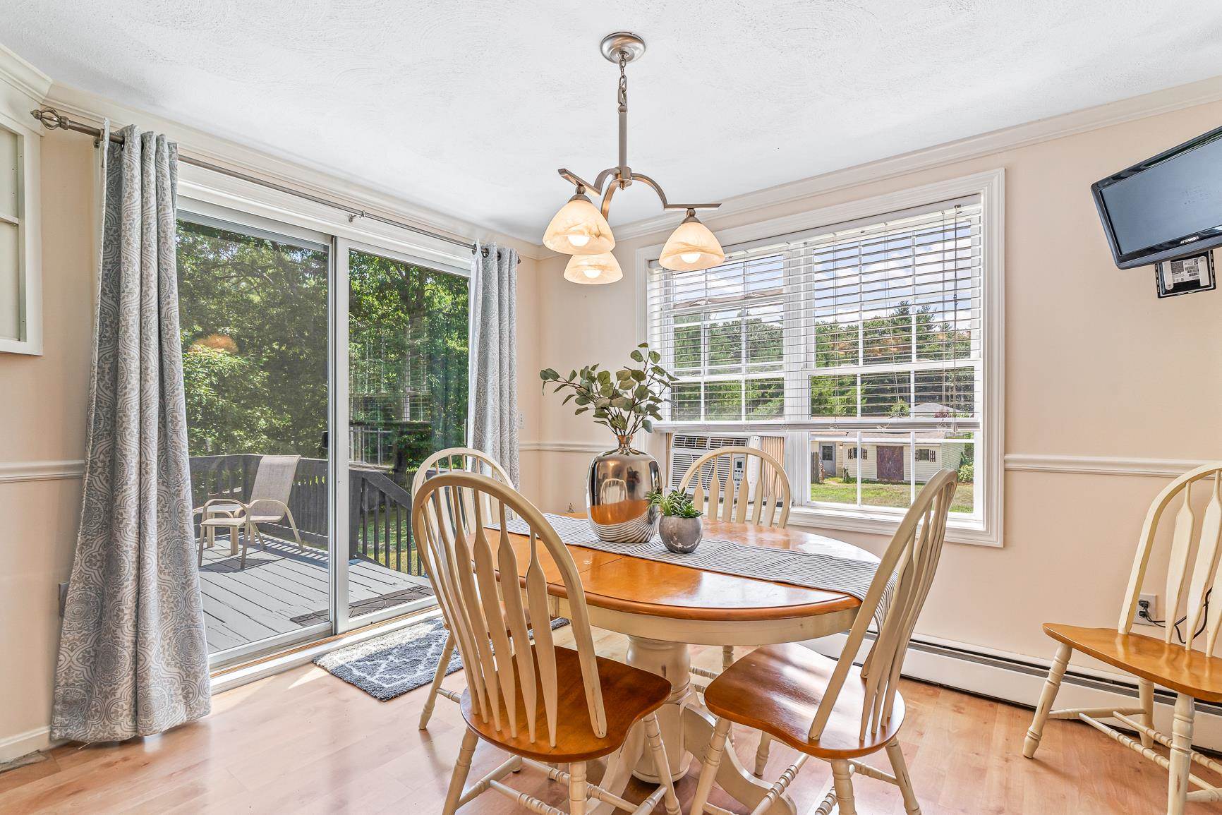 17 Smith Corner Road Plaistow, NH 03865 - Photo 10 of 35 Gallery Image 10