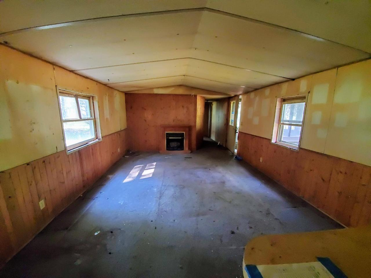 5453 Creek Road Eagle River, WI 54521 - Photo 5 of 16 Gallery Image 5