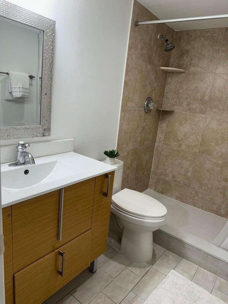 9272 Southwest 3rd Street, Unit 411 Boca Raton, FL 33428 - Photo 4 of 6 4116