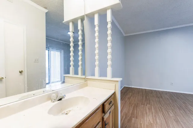 $324,900 | 7405 Avenue X, Lubbock, TX 79423