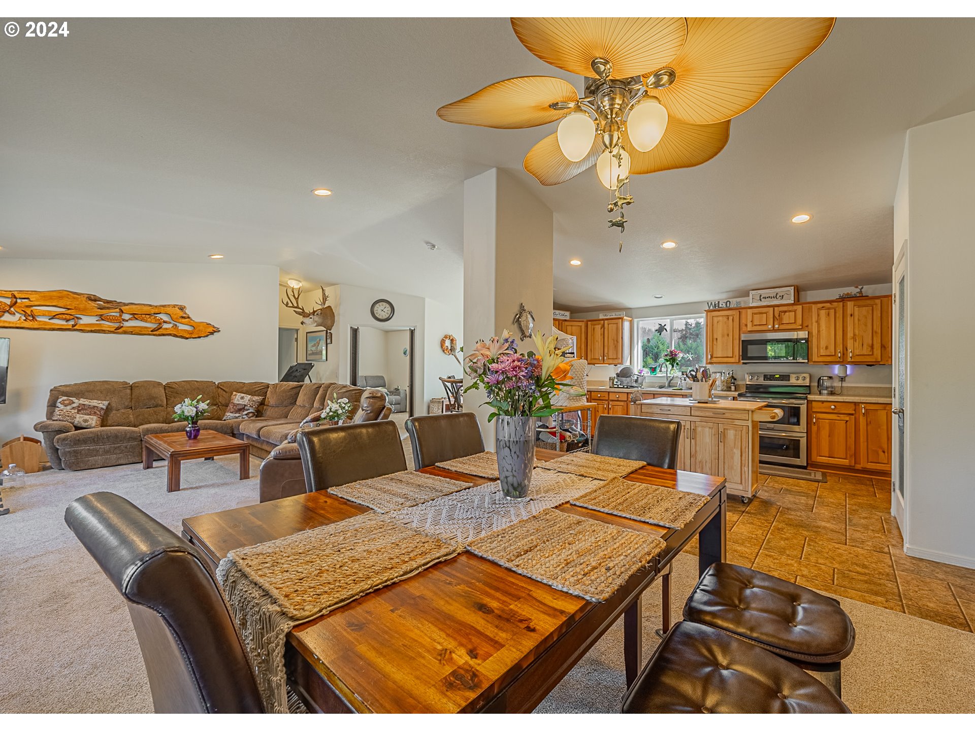 55691 Summerlin Road Myrtle Point, OR 97458 - Photo 15 of 45 Gallery Image 15