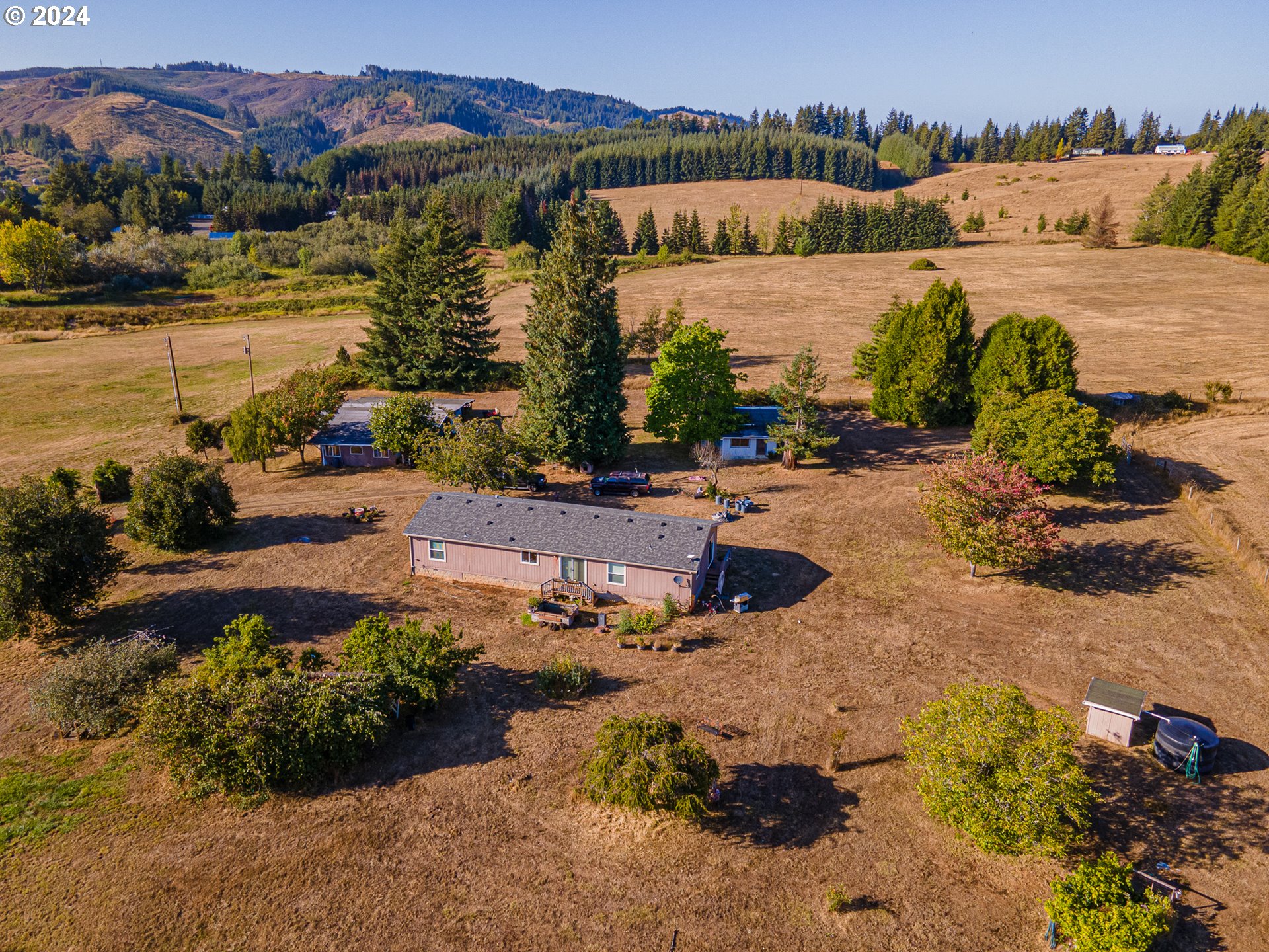 55691 Summerlin Road Myrtle Point, OR 97458 - Photo 2 of 45 Gallery Image 2