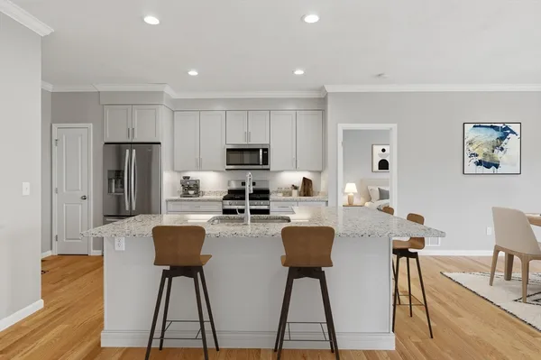 $619,900 | 48 Crestwood Circle, Unit 26, Northbridge, MA 01588