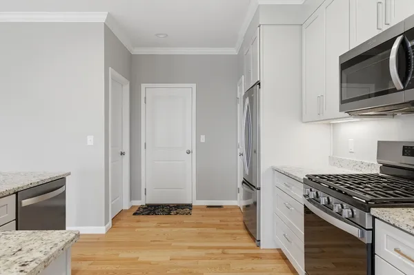 $619,900 | 48 Crestwood Circle, Unit 26, Northbridge, MA 01588