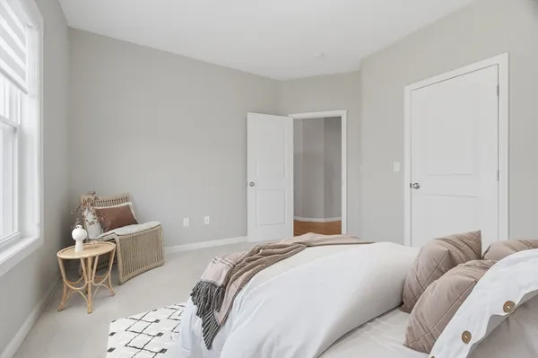 $619,900 | 48 Crestwood Circle, Unit 26, Northbridge, MA 01588