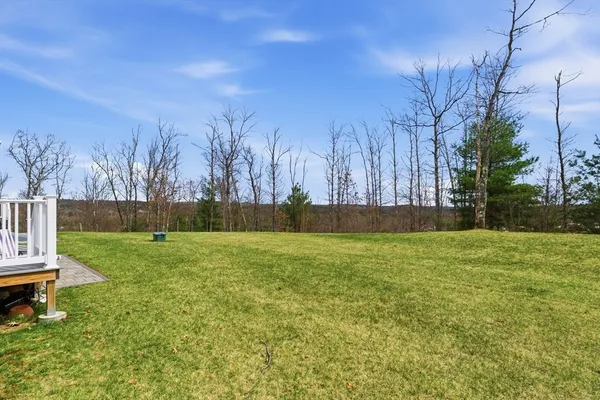 $619,900 | 48 Crestwood Circle, Unit 26, Northbridge, MA 01588