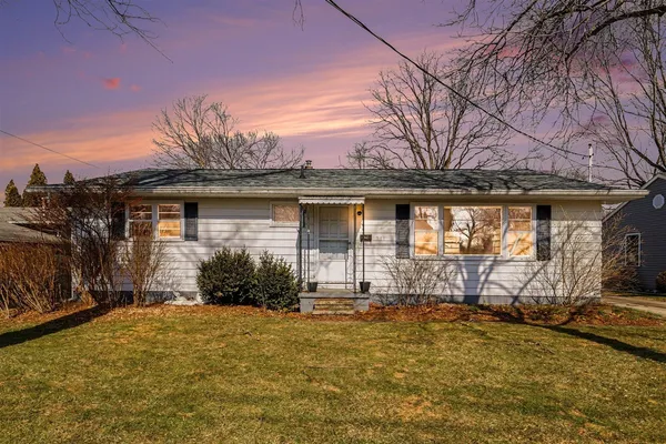 $215,000 | 311 Dutton Street, Eaton Rapids, MI 48827