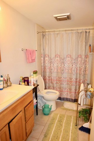 254 East Bailey Road, Unit G Naperville, IL 60565 - Photo 10 of 11 Gallery Image 10