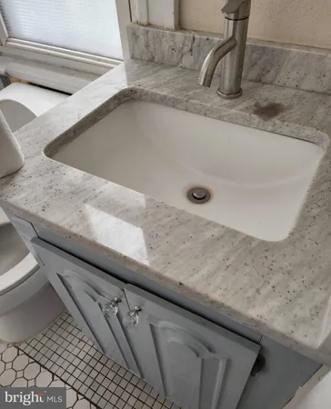 a close view of sink