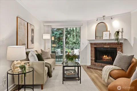 $439,950 | 10018 Northeast 127th Place, Unit B109, Kirkland, WA 98034