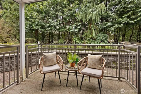 $439,950 | 10018 Northeast 127th Place, Unit B109, Kirkland, WA 98034