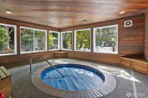$439,950 | 10018 Northeast 127th Place, Unit B109, Kirkland, WA 98034