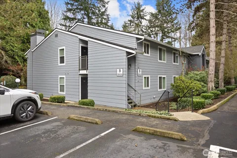 $439,950 | 10018 Northeast 127th Place, Unit B109, Kirkland, WA 98034