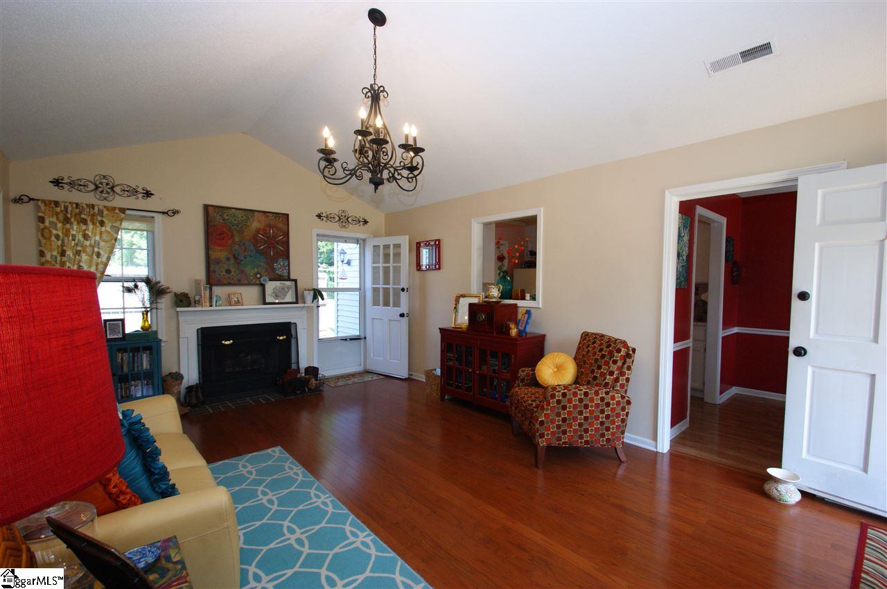 2001 Pelham Road, Unit 12 Greenville, SC 29615 - Photo 5 of 22 Gallery Image 5
