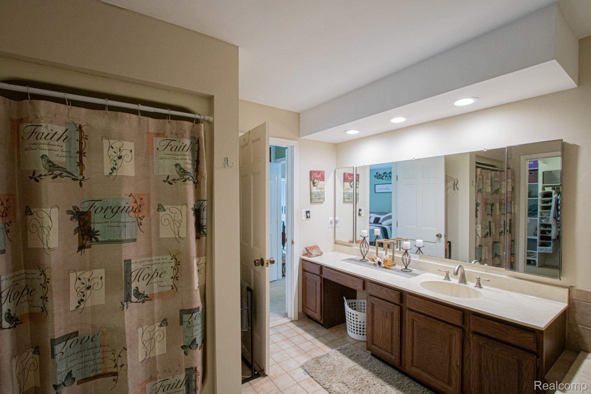 7857 Kendall Road Columbus, MI 48063 - Photo 20 of 72 Gallery Image 20
