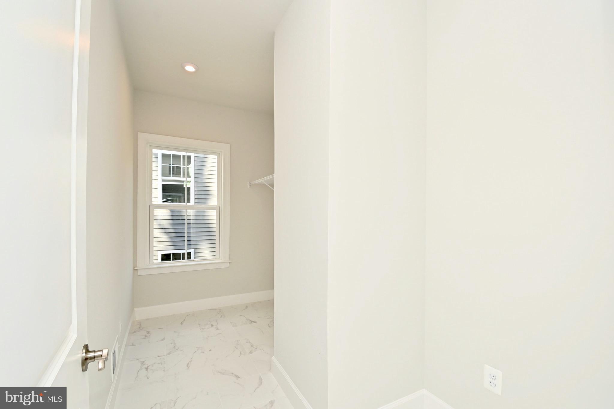 6216 Garden Road Springfield, VA 22152 - Photo 36 of 60 2nd bedroom top of stair Right