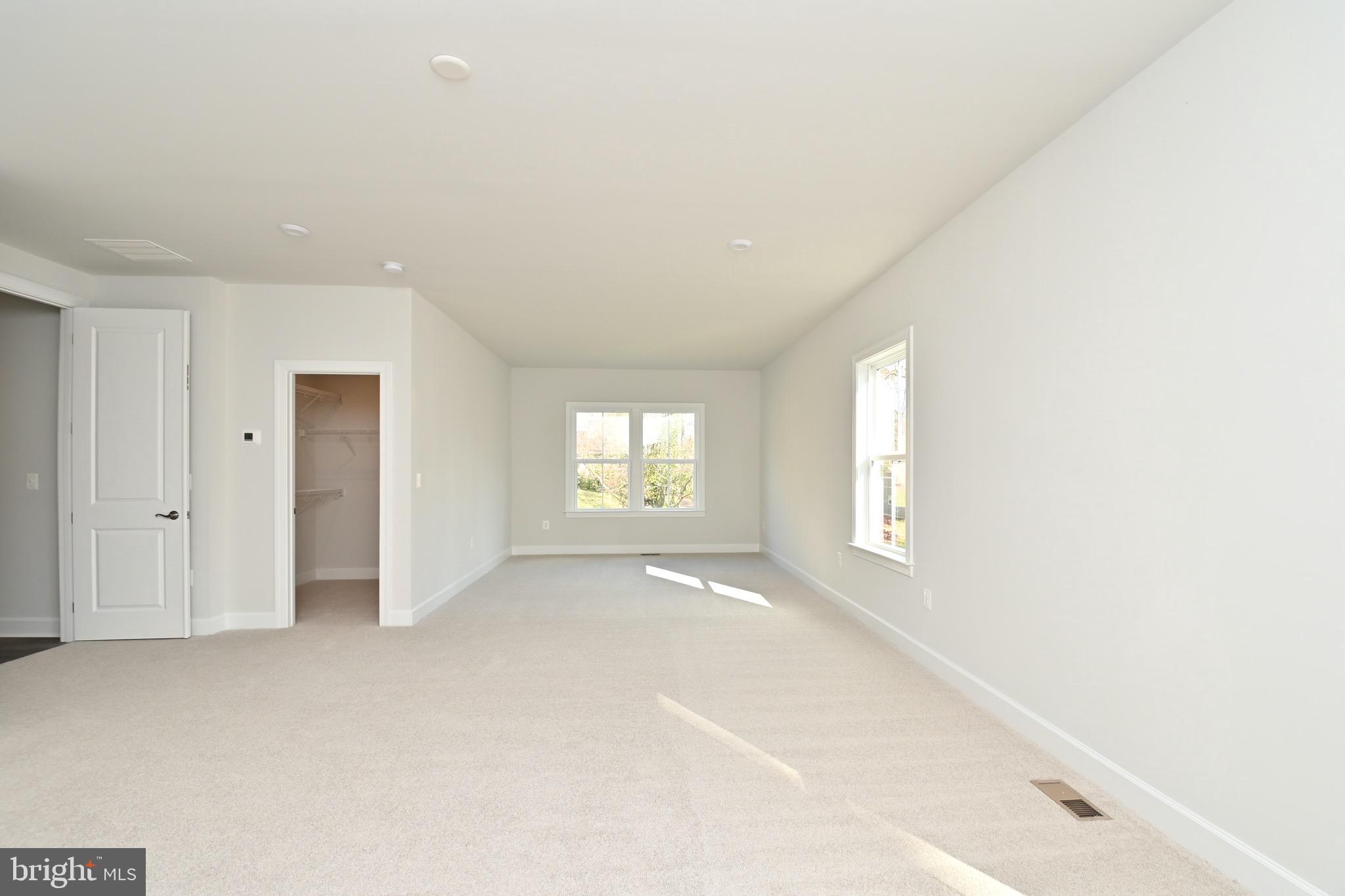 6216 Garden Road Springfield, VA 22152 - Photo 45 of 60 Primary Bedroom