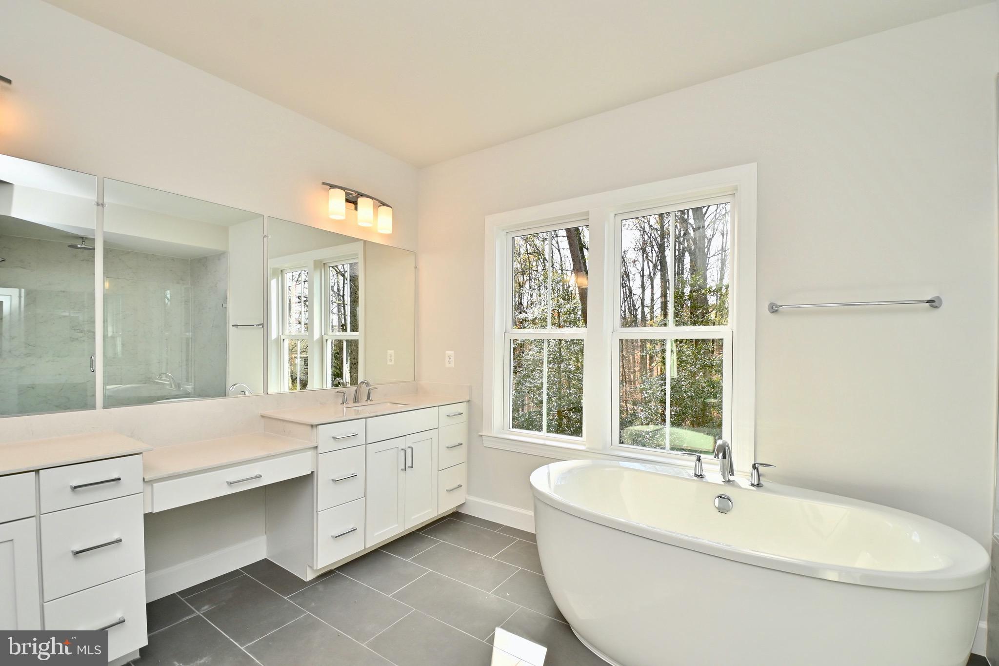 6216 Garden Road Springfield, VA 22152 - Photo 51 of 60 Primary Bedroom Bath