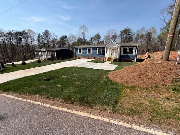 $294,900 | 290 Forest Lake Road, Duncan, SC 29334