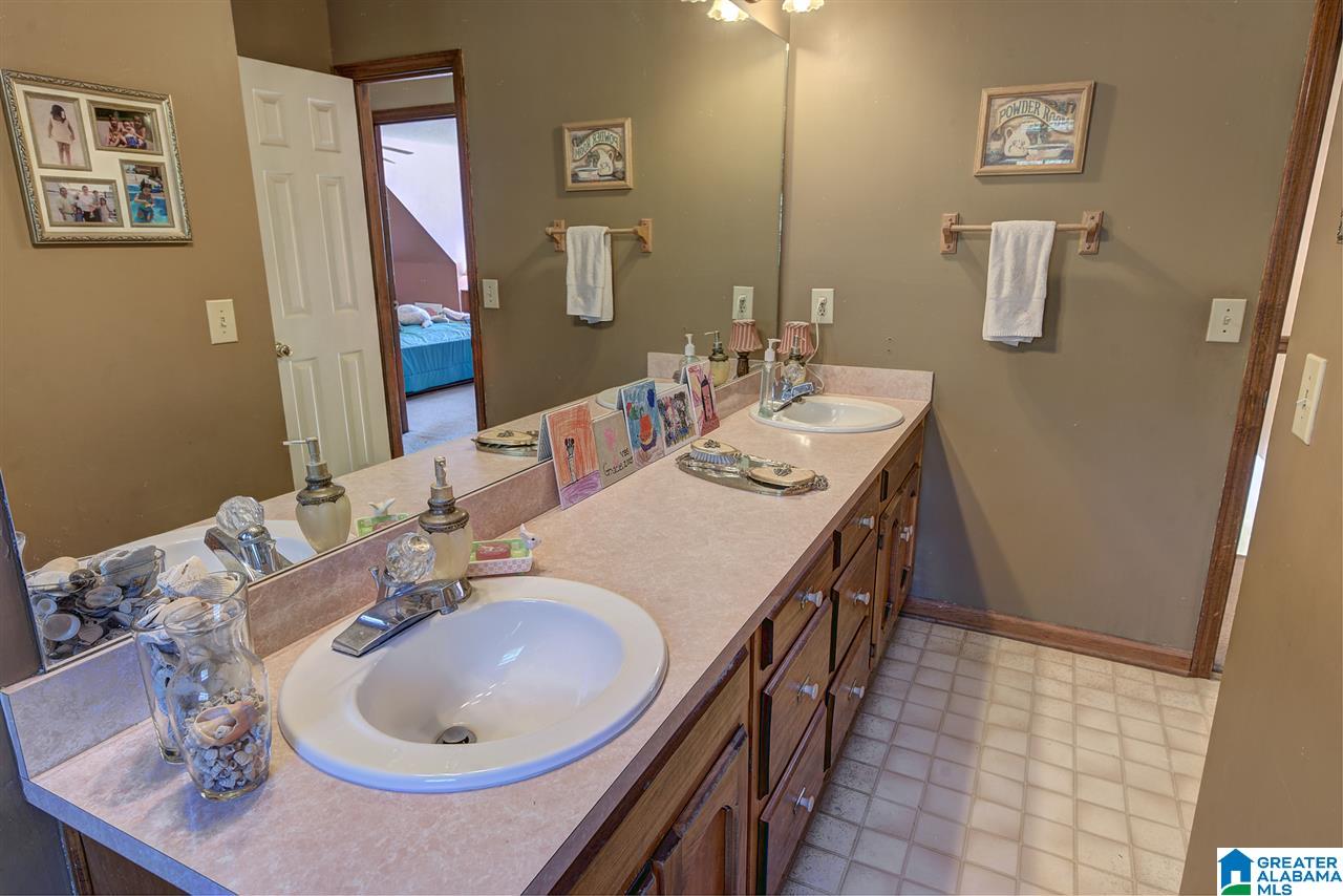 106 Green Wing Circle Pelham, AL 35124 - Photo 34 of 46
