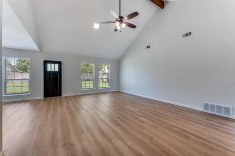 $299,999 | 9904 Ivy Leaf Lane, Fort Worth, TX 76108