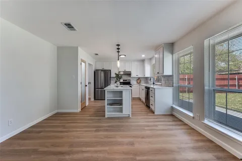 $299,999 | 9904 Ivy Leaf Lane, Fort Worth, TX 76108