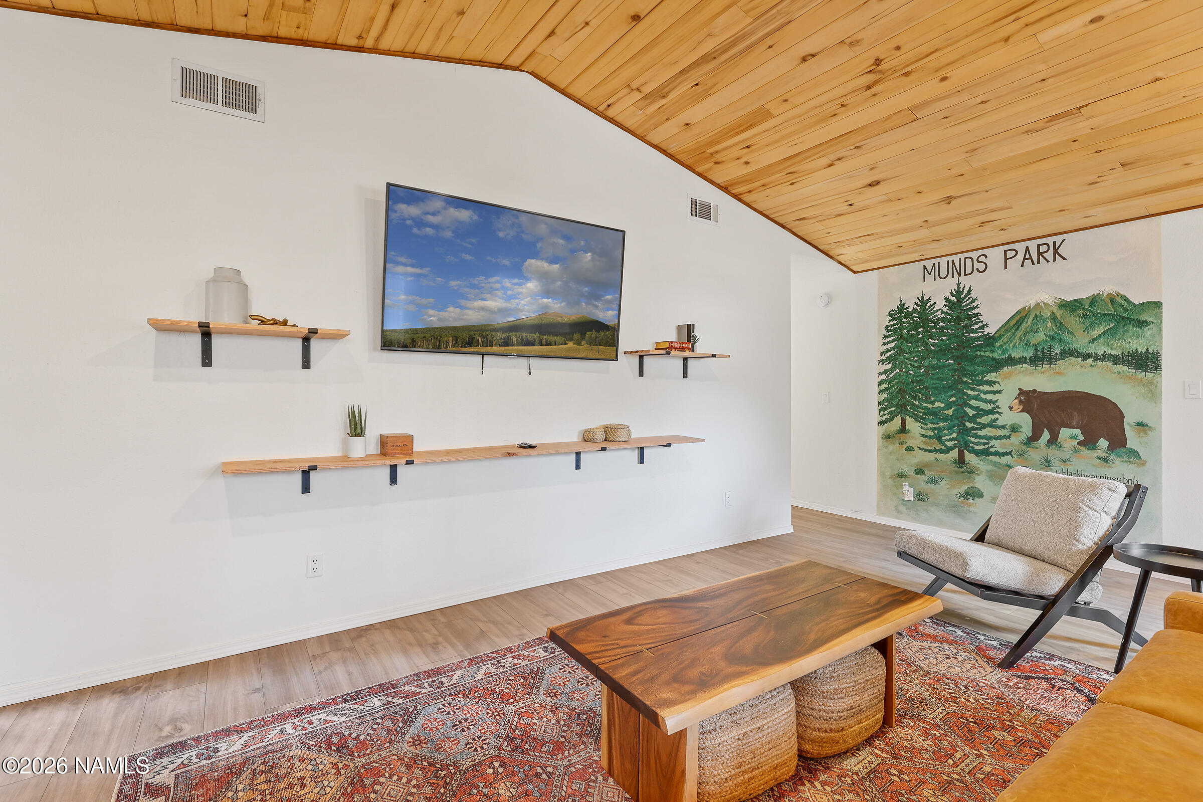 715 Trout Creek Road Munds Park, AZ 86017 - Photo 7 of 46 a living room with furniture