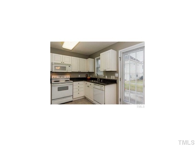 2333 Turtle Point Drive Raleigh, NC 27604 - Photo 10 of 25 Gallery Image 10
