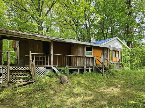 $35,000 | 77868 30th Avenue, Covert, MI 49043