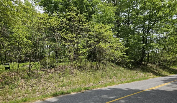 $35,000 | 77868 30th Avenue, Covert, MI 49043