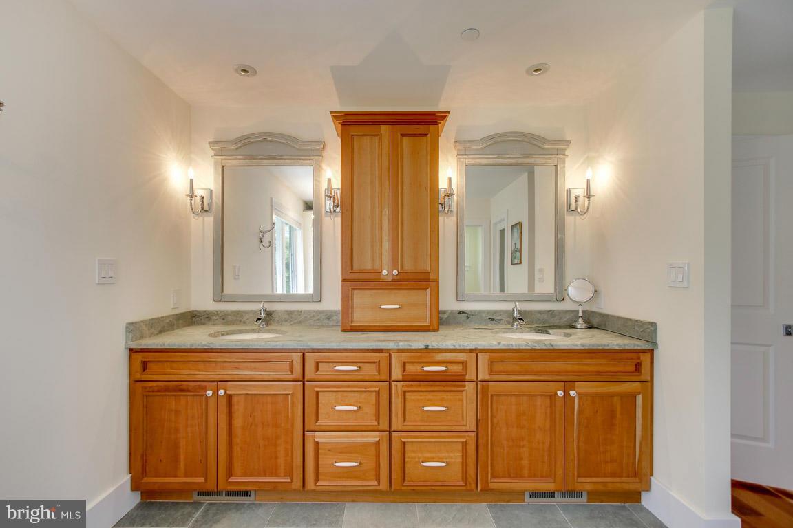 1027 Back Bay Beach Road West River, MD 20778 - Photo 18 of 30 Bath (Master)