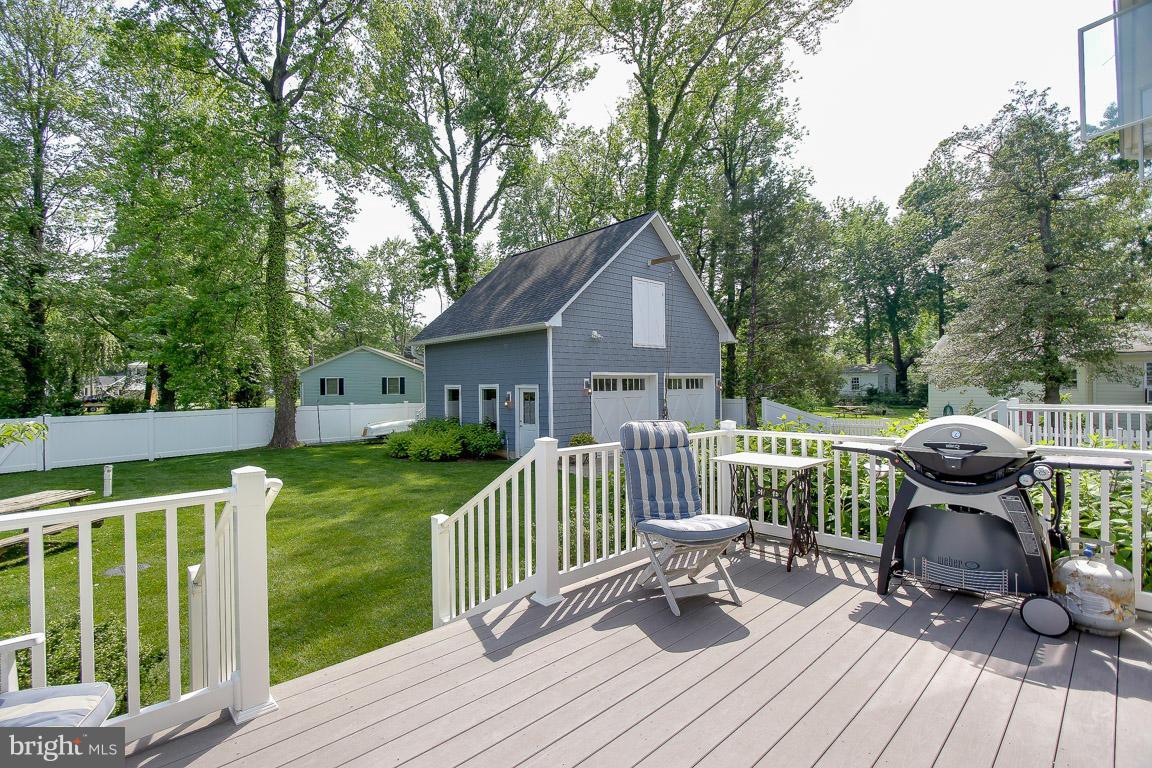 1027 Back Bay Beach Road West River, MD 20778 - Photo 26 of 30 Exterior (Rear)