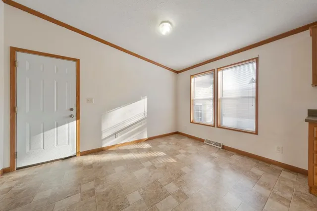 $99,000 | 436 West Hudson Avenue, Mankato, MN 56001