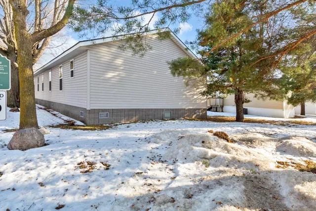 $99,000 | 436 West Hudson Avenue, Mankato, MN 56001