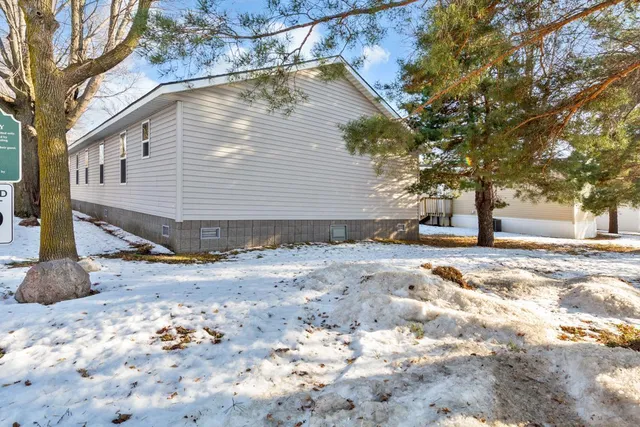 $99,000 | 436 West Hudson Avenue, Mankato, MN 56001