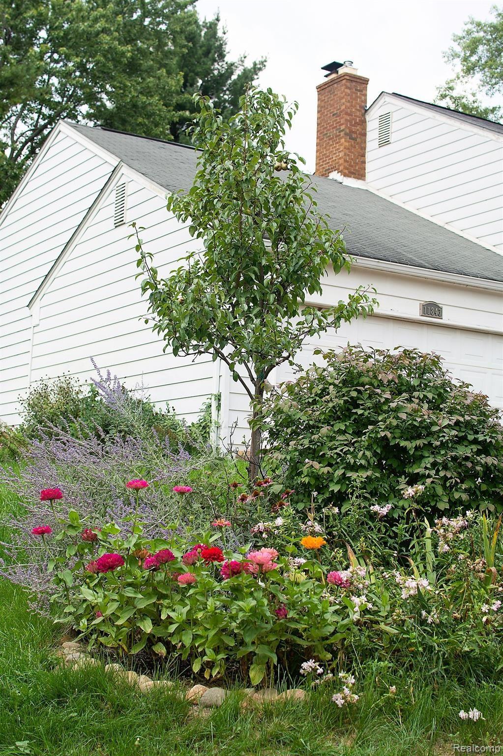 11843 Stoney Ridge Road Brighton, MI 48114 - Photo 38 of 38 DSC_0977.jpg