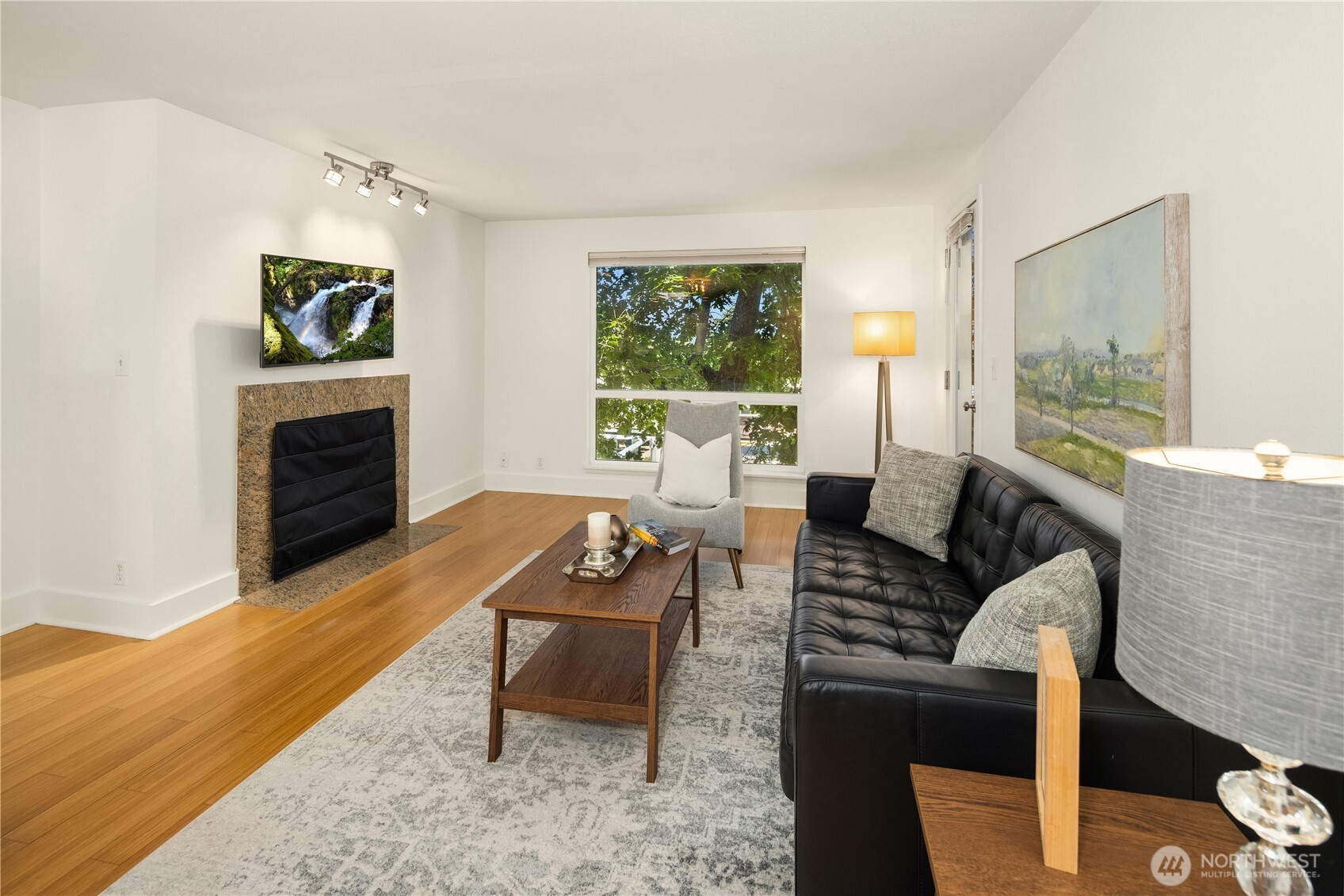 7323 Sand Point Way Northeast, Unit 312 Seattle, WA 98115 - Photo 7 of 21 Gallery Image 7
