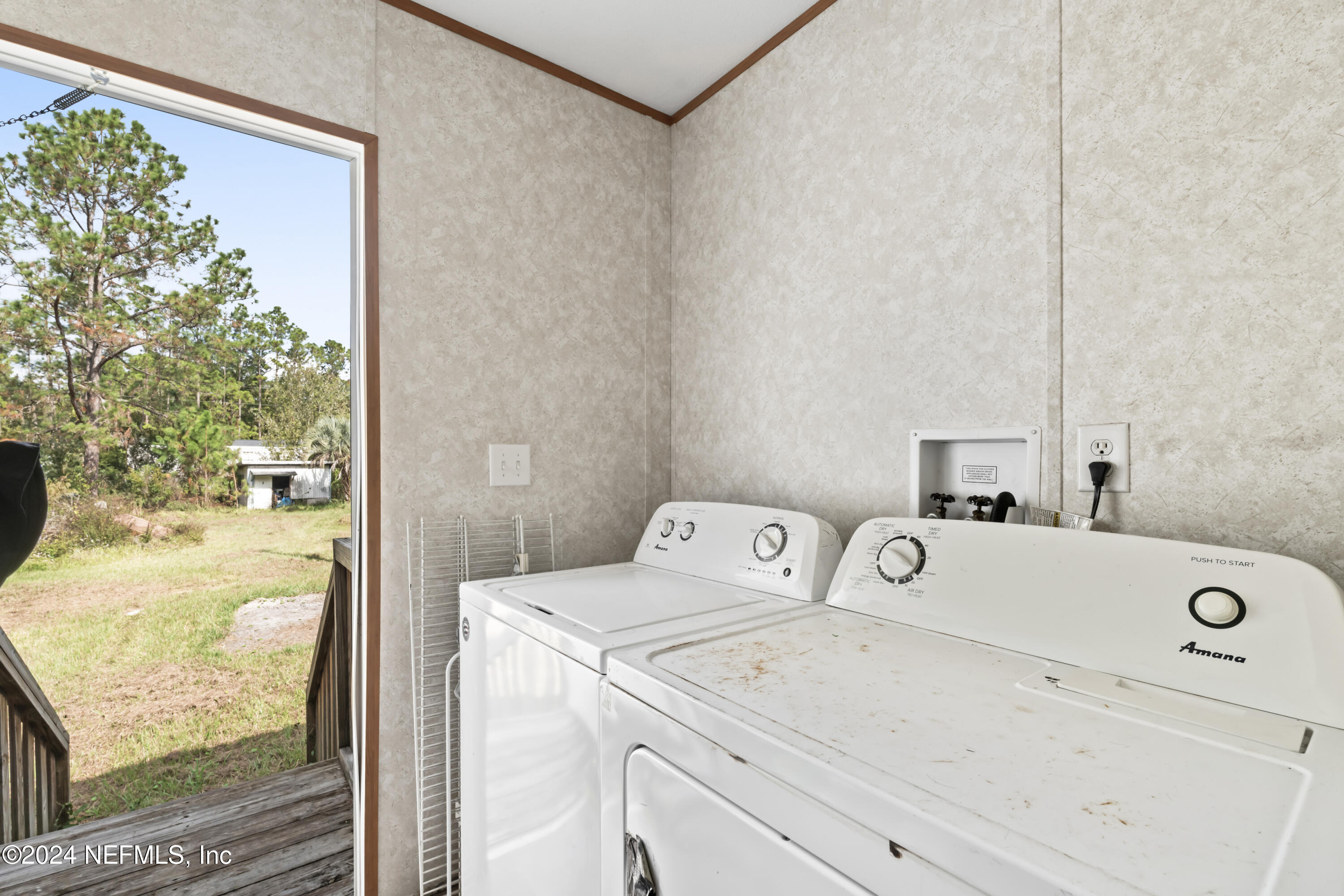 10929 Orbey Rhoden Road Glen St. Mary, FL 32040 - Photo 19 of 25 Interior Laundry