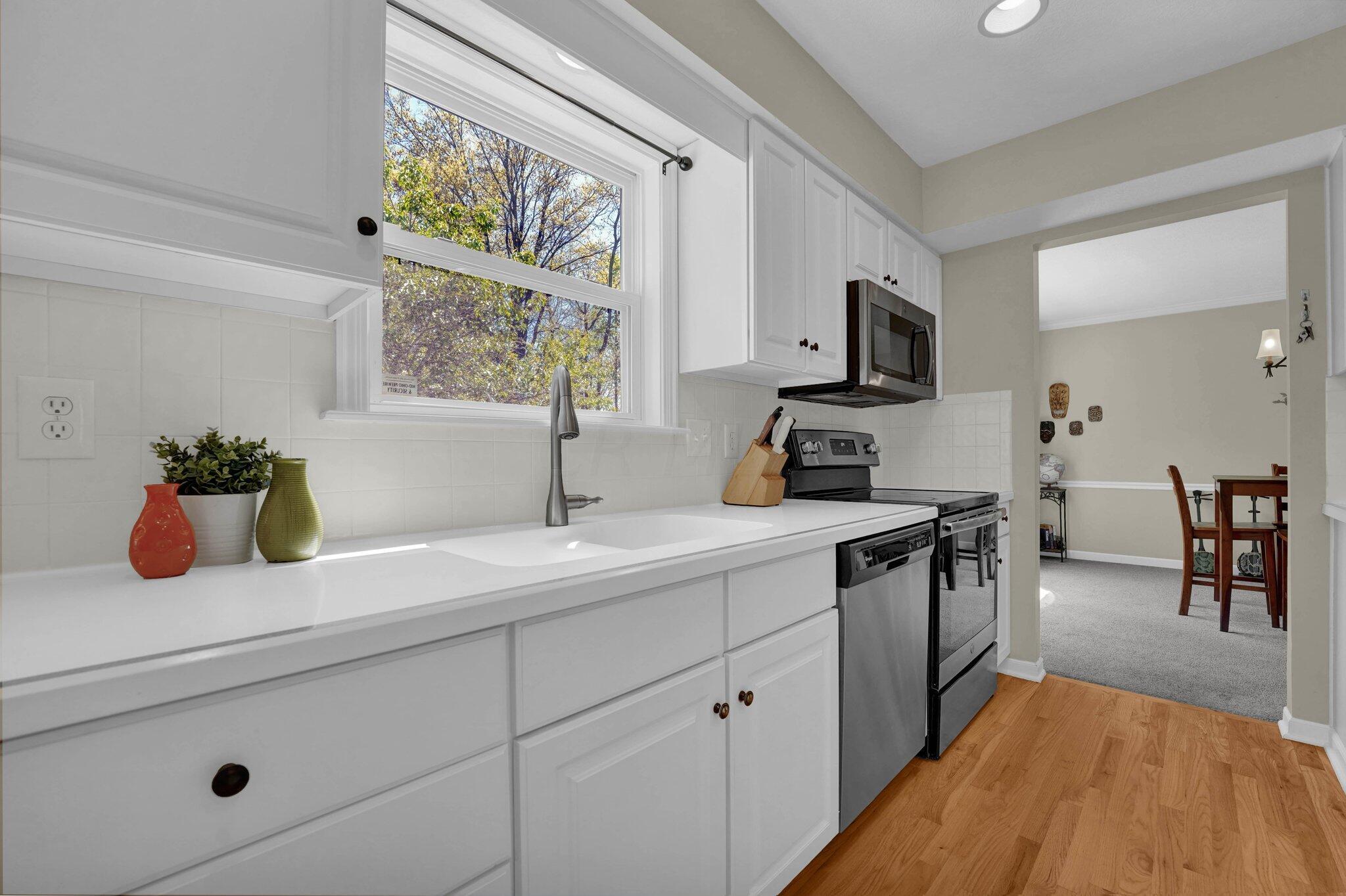 5325 Liberty Road North Powell, OH 43065 - Photo 10 of 53 Kitchen
